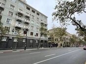 Satılır 3 otaqlı köhnə tikili 100 m², Sahil m., photo 1 from 8