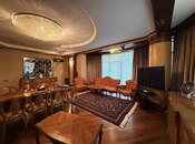 4-комн. новостройка - м. 28 мая - 220 м²