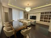 3-комн. новостройка - м. 28 мая - 180 м²