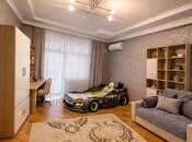 4-комн. новостройка - м. 28 мая - 205 м²