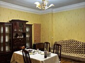2 otaqlı köhnə tikili - 28 May m. - 70 m²