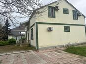 8 otaqlı həyət evi/bağ evi - Novxanı q. - 235 m²