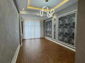 3-комн. новостройка - м. 28 мая - 115 м²