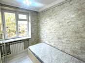 Satılır 3 otaqlı köhnə tikili 65 m², Qara Qarayev m., photo 6 from 8