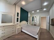 3-комн. новостройка - м. 28 мая - 110 м²