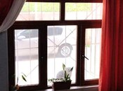 Продаётся 3-комн. вторичка 70 м², м. Ази Асланов, photo 1 from 8