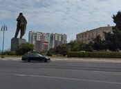 Продаётся 3-комн. вторичка 75 м², м. Элмляр Академиясы, photo 3 from 8