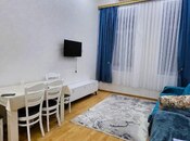 Продаётся 1-комн. вторичка 36 м², м. Низами, photo 1 from 4