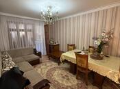 Продаётся 3-комн. вторичка 55 м², м. Халглар Достлугу, photo 1 from 8