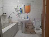 Продаётся 2-комн. вторичка 72 м², м. Элмляр Академиясы, photo 6 from 8