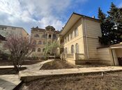 Satılır 14 otaqlı həyət evi/bağ evi 1 000 m², Badamdar q., photo 1 from 8
