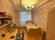 3-комн. новостройка - м. Иншаатчылар - 130 м²