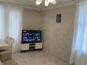 Продаётся 2-комн. вторичка 35 м², м. Кара Караев, photo 1 from 8