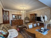 Satılır 4 otaqlı köhnə tikili 100 m², Bakıxanov q., photo 2 from 8