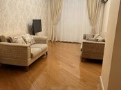 Сдаётся 3-комн. новостройка 105 м², м. Элмляр Академиясы, photo 1 from 8