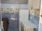 2 otaqlı həyət evi/bağ evi - İnşaatçılar m. - 50 m²