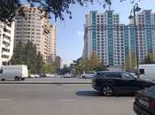 Satılır 3 otaqlı köhnə tikili 75 m², Elmlər Akademiyası m., photo 1 from 6