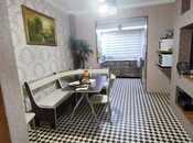 Satılır 4 otaqlı köhnə tikili 100 m², Yeni Günəşli q., photo 1 from 8