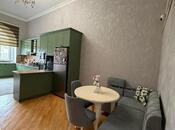 Satılır 4 otaqlı köhnə tikili 250 m², Yasamal r., photo 3 from 8