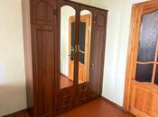 Сдаётся 2-комн. вторичка 53 м², Хатаинский р., photo 2 from 8