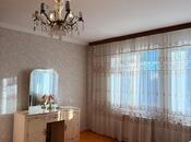 Сдаётся 3-комн. вторичка 120 м², м. Нефтчиляр, photo 3 from 8