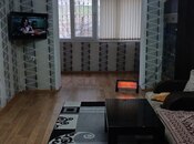 Продаётся 2-комн. вторичка 50 м², м. Элмляр Академиясы, photo 3 from 8