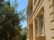 Satılır 8 otaqlı həyət evi/bağ evi 300 m², Badamdar q., photo 3 from 8