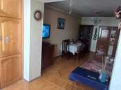 3 otaqlı köhnə tikili - 8-ci mikrorayon q. - 75 m²