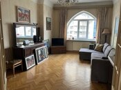 5 otaqlı köhnə tikili - 28 May m. - 145 m²