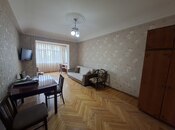 Satılır 2 otaqlı köhnə tikili 60 m², Elmlər Akademiyası m., photo 4 from 8