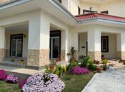 7 otaqlı həyət evi/bağ evi - Badamdar q. - 400 m²