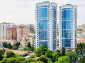 Продаётся 3-комн. новостройка 165 м², м. Низами, photo 1 from 8