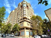 4-комн. новостройка - м. 28 мая - 220 м²