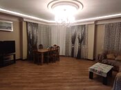 Сдаётся 3-комн. новостройка 130 м², м. Нефтчиляр, photo 1 from 8
