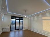 Продаётся 3-комн. новостройка 115 м², м. Кара Караев, photo 1 from 8