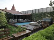 6 otaqlı həyət evi/bağ evi - Şüvəlan q. - 550 m²