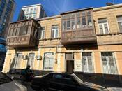 Satılır 1 otaqlı köhnə tikili 35 m², Nizami m., photo 1 from 8