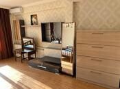 Satılır 3 otaqlı köhnə tikili 104 m², Nizami m., photo 1 from 8