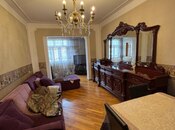 Satılır 4 otaqlı köhnə tikili 115 m², Gənclik m., photo 3 from 8