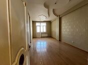 3-комн. новостройка - м. 8 ноября - 135 м²