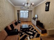 2 otaqlı köhnə tikili - 8-ci mikrorayon q. - 70 m²