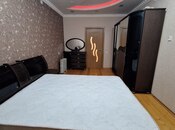 2 otaqlı köhnə tikili - 8-ci mikrorayon q. - 70 m²