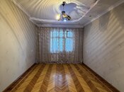 2 otaqlı köhnə tikili - 8-ci mikrorayon q. - 65 m²