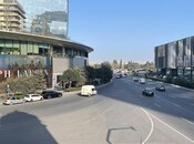 Elan №6056732 - Bakı, Səbail r., 3 otaqlı, 200 m², 2/3 mərtəbə