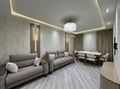 Продаётся 2-комн. вторичка 65 м², м. Ази Асланов, photo 1 from 8