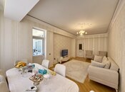 3-комн. новостройка - м. 20 января - 110 м²