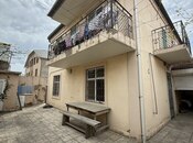 6 otaqlı həyət evi/bağ evi - Bakıxanov q. - 200 m²