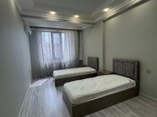 Сдаётся 3-комн. новостройка 130 м², м. Кара Караев, photo 6 from 8
