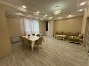 Сдаётся 3-комн. новостройка 130 м², м. Кара Караев, photo 1 from 8