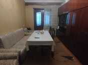 Satılır 4 otaqlı köhnə tikili 110 m², İnşaatçılar m., photo 1 from 8